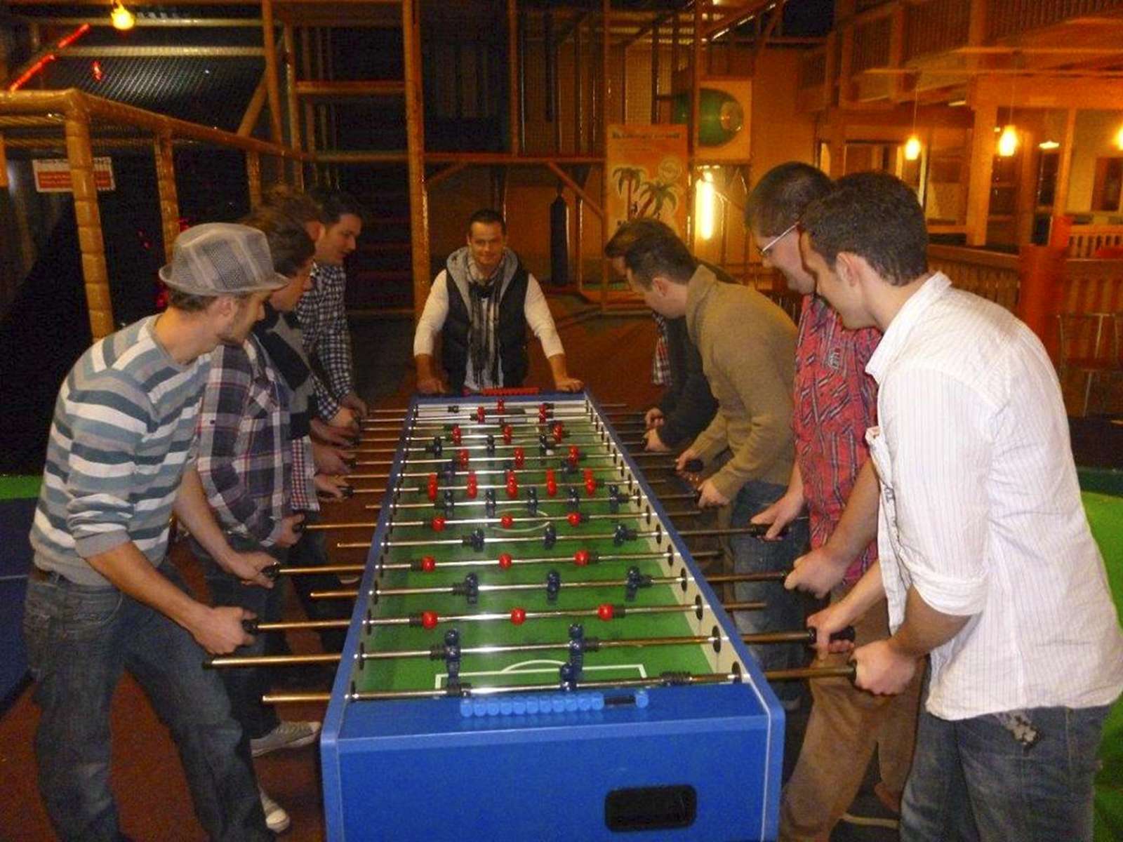 MeetBar - Riesenkicker